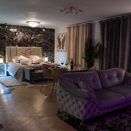 Magnifique Loft / Spa En Face De La Cathedrale ! Narbonne Ngoại thất bức ảnh
