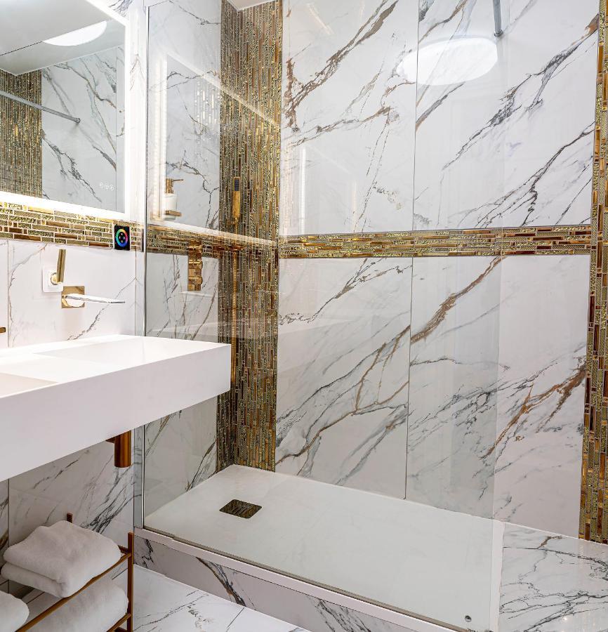 Magnifique Loft / Spa En Face De La Cathedrale ! Narbonne Ngoại thất bức ảnh