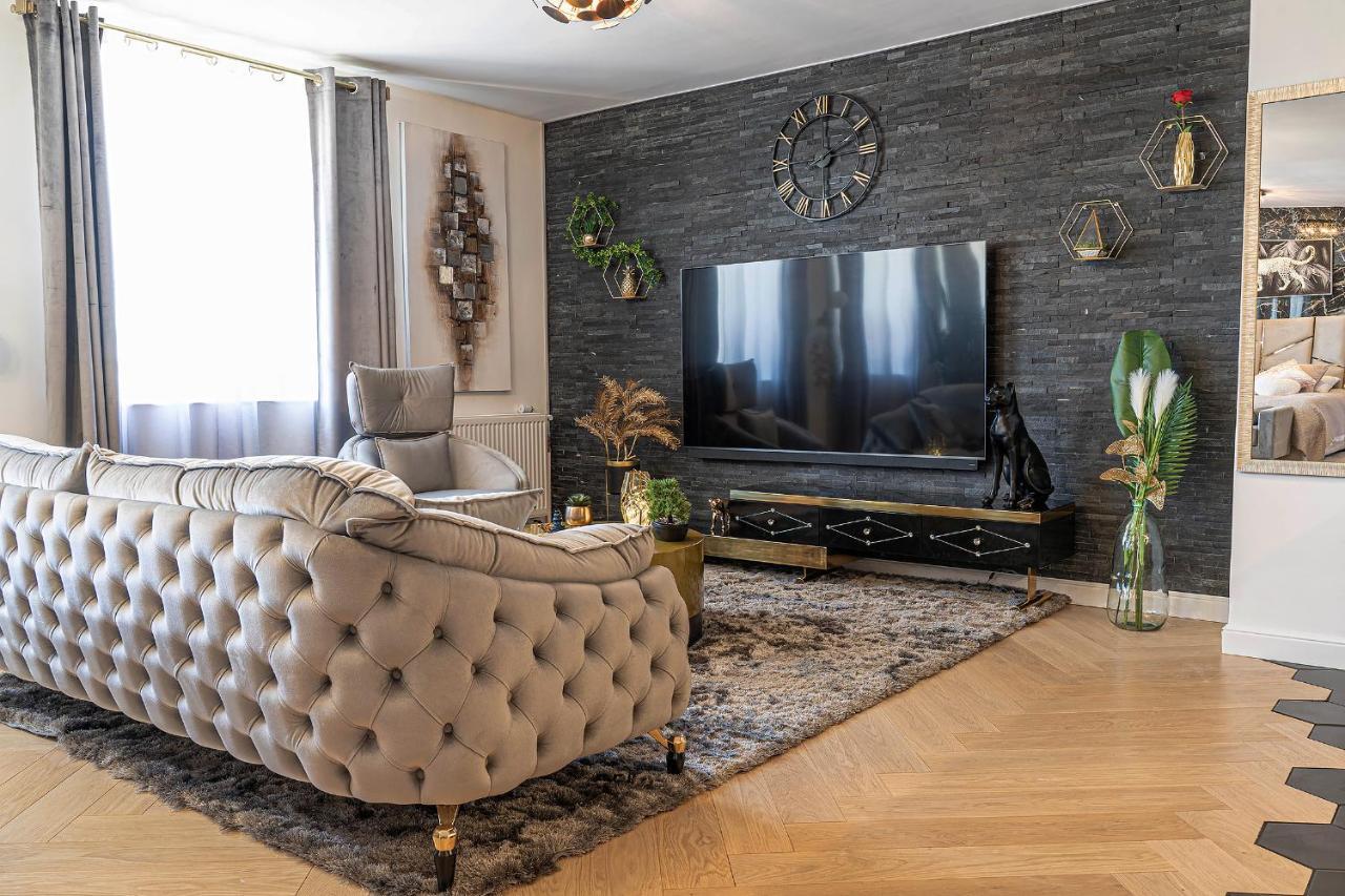 Magnifique Loft / Spa En Face De La Cathedrale ! Narbonne Ngoại thất bức ảnh